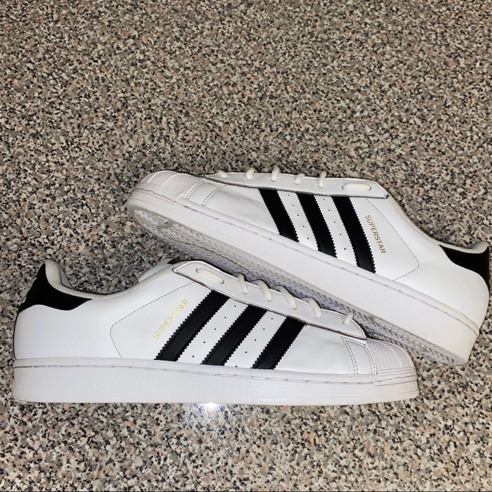 Adidas superstar